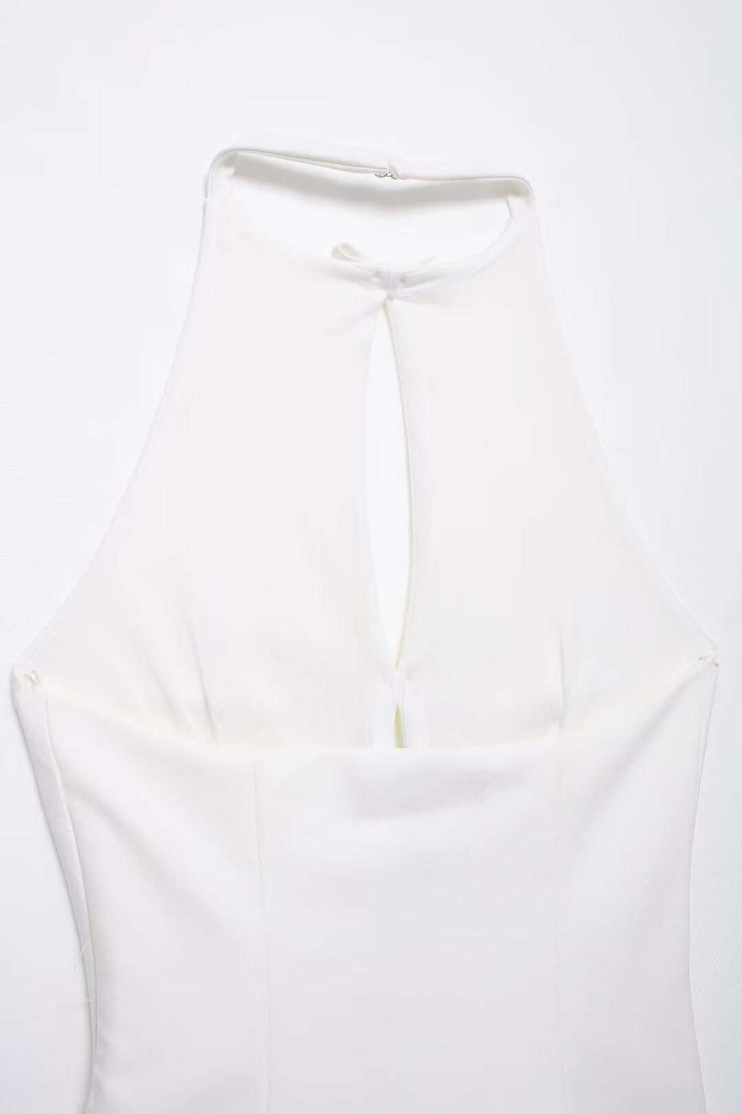 AMOURE - Hvit Halterneck Vest